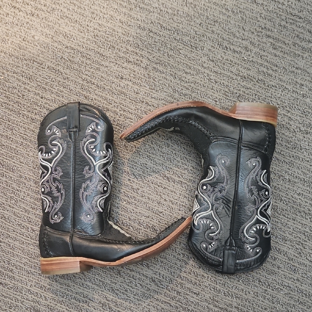 Red Diamond  Boots Size 8 1/2